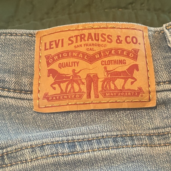 Levi’s 311 shaping skinny capris size 27 - Picture 5 of 6